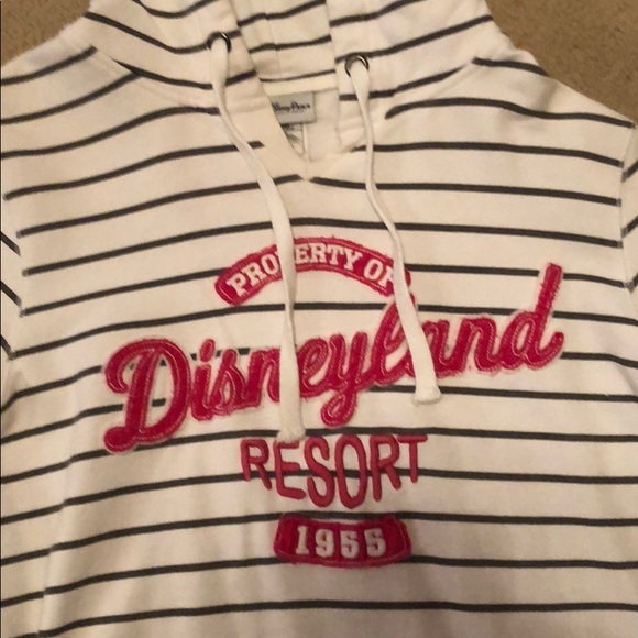 Disneyland resort hoodie - Picture 4 of 5